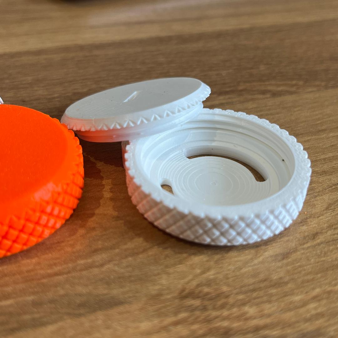 Extra Tough Keychain Holder for Apple AirTag