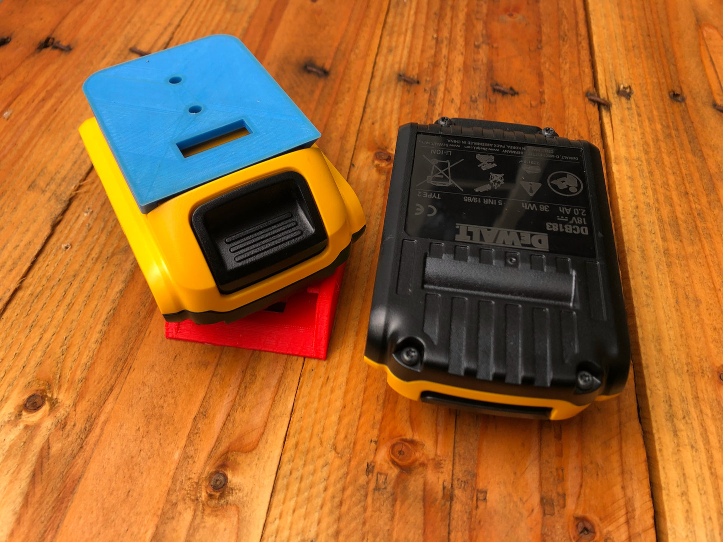 Battery Mount/Holder for Dewalt 18V and 20V Batteries